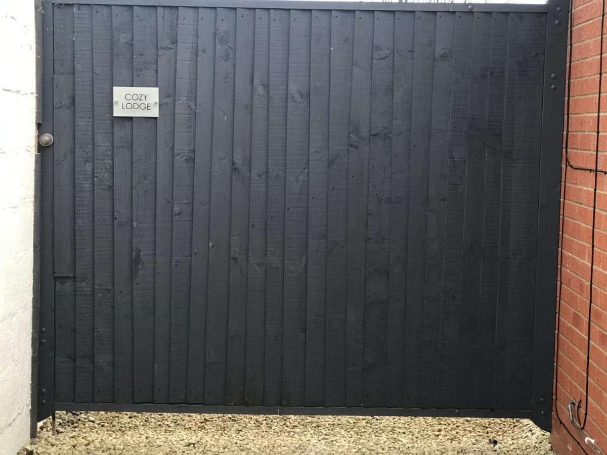 Cozy Lodge With Private Garden And Bbq Barton-upon-Humber المظهر الخارجي الصورة