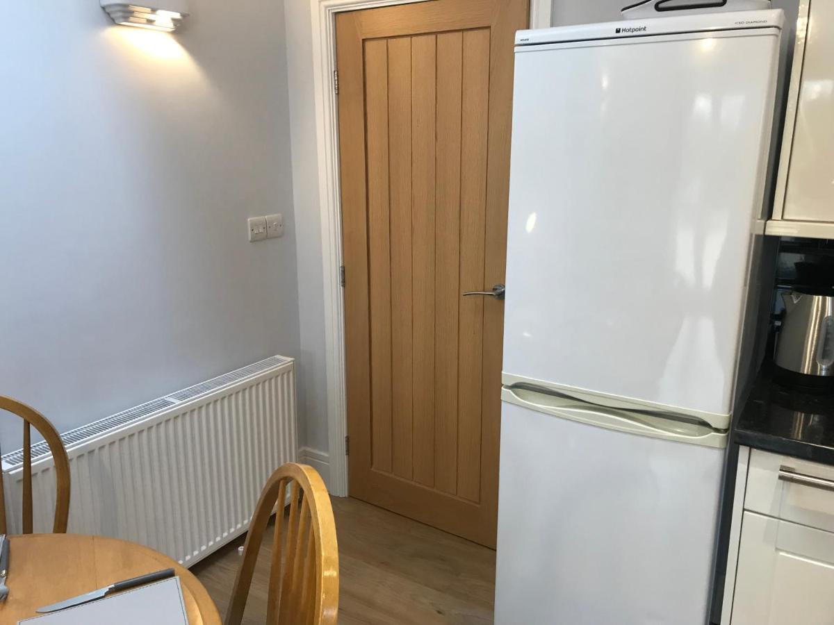 Cozy Lodge With Private Garden And Bbq Barton-upon-Humber المظهر الخارجي الصورة